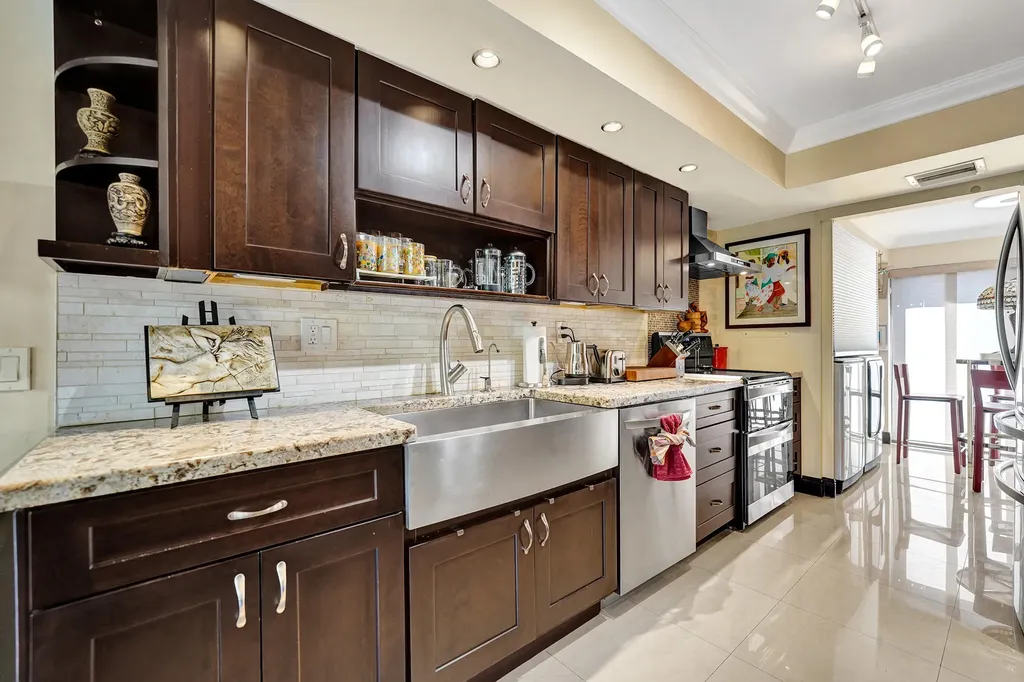 403 Dunwoody Lane Hollywood FL 33021