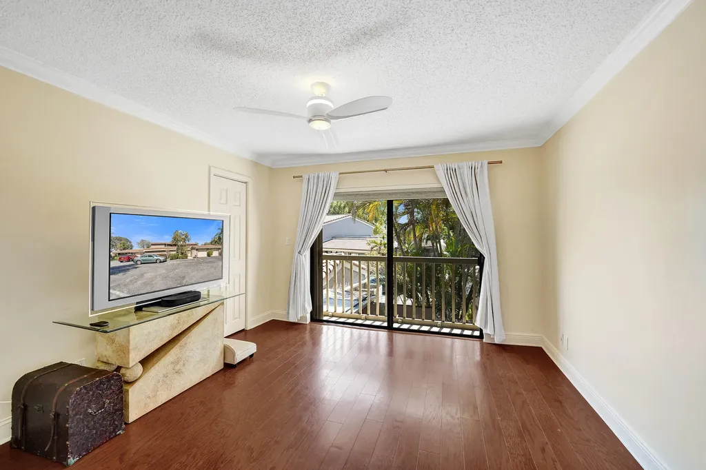 403 Dunwoody Lane Hollywood FL 33021