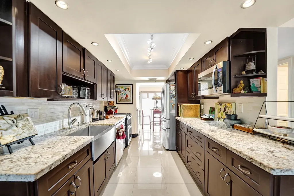403 Dunwoody Lane Hollywood FL 33021