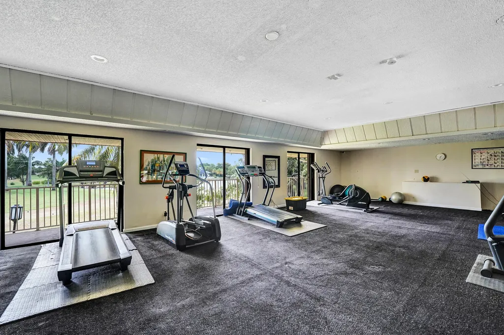 403 Dunwoody Lane Hollywood FL 33021