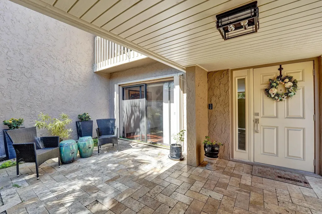 403 Dunwoody Lane Hollywood FL 33021