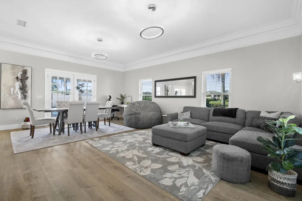9010 Gardens Glen Circle Palm Beach Gardens FL 33418