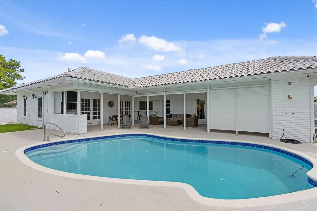9010 Gardens Glen Circle Palm Beach Gardens FL 33418
