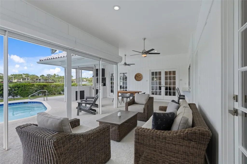 9010 Gardens Glen Circle Palm Beach Gardens FL 33418