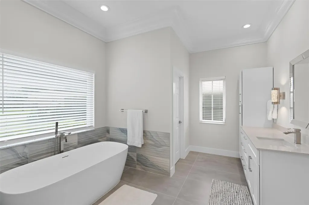 9010 Gardens Glen Circle Palm Beach Gardens FL 33418