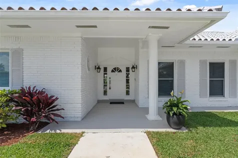 9010 Gardens Glen Circle Palm Beach Gardens FL 33418