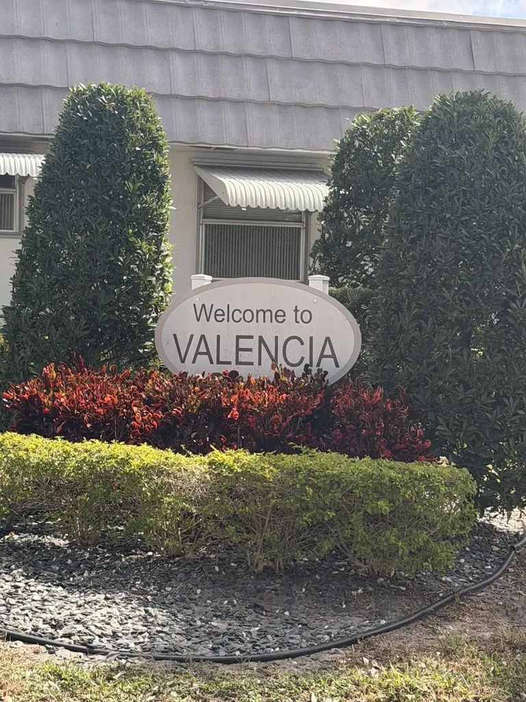 43 Valencia B Delray Beach FL 33446