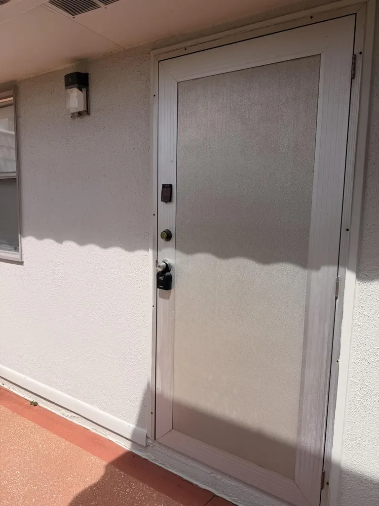 43 Valencia B Delray Beach FL 33446