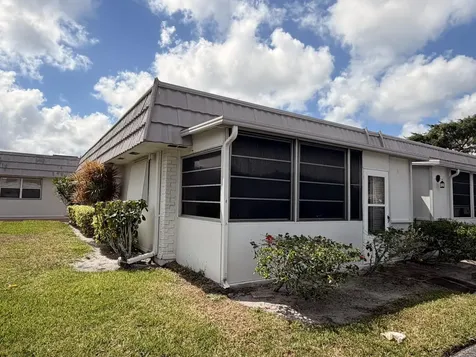 43 Valencia B Delray Beach FL 33446