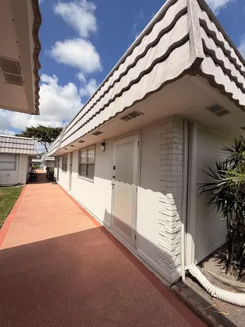 43 Valencia B Delray Beach FL 33446