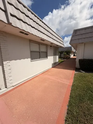 43 Valencia B Delray Beach FL 33446