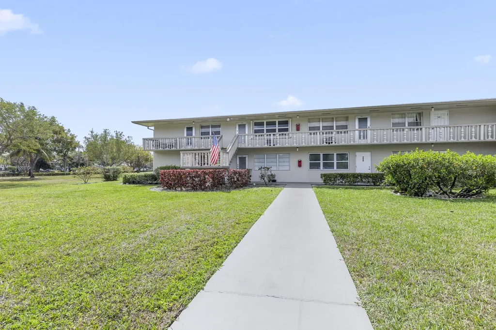 291 Northampton O West Palm Beach FL 33417