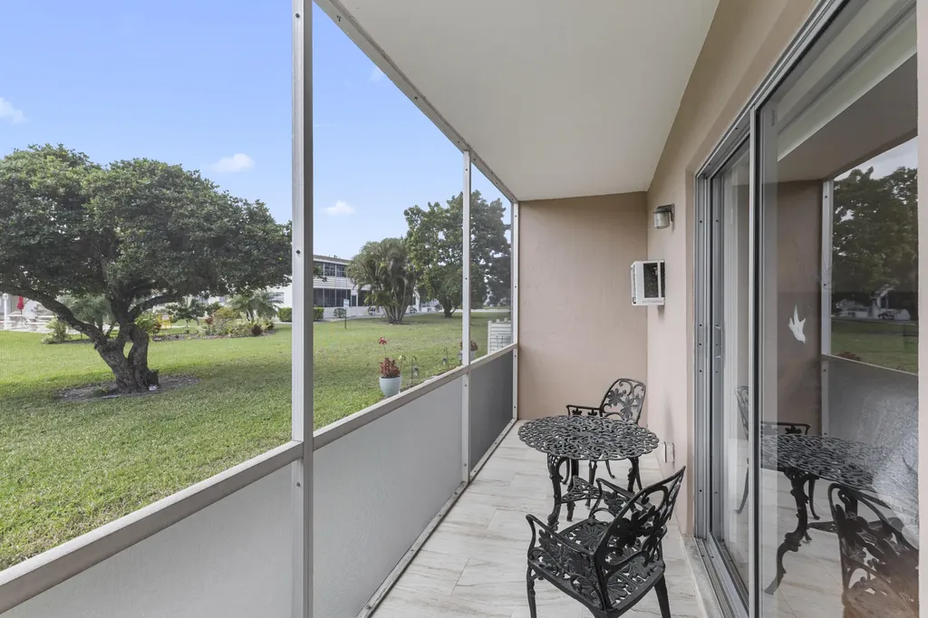 291 Northampton O West Palm Beach FL 33417