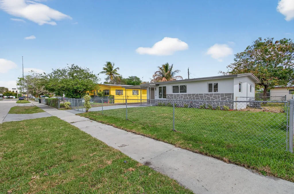 1770 NW 26th Avenue Fort Lauderdale FL 33311