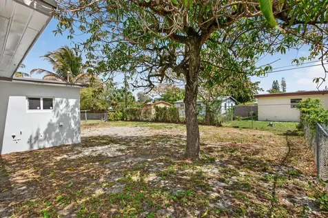1770 NW 26th Avenue Fort Lauderdale FL 33311