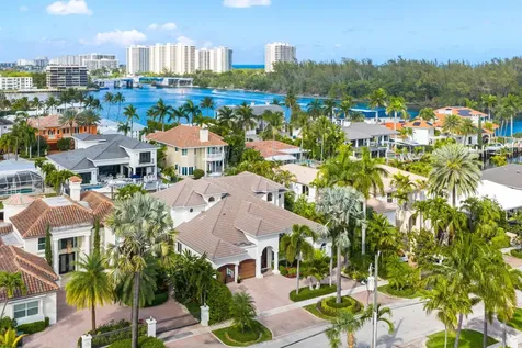 797 NE 33rd Street Boca Raton FL 33431