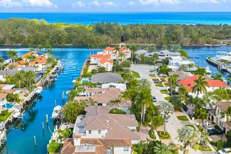 797 NE 33rd Street Boca Raton FL 33431