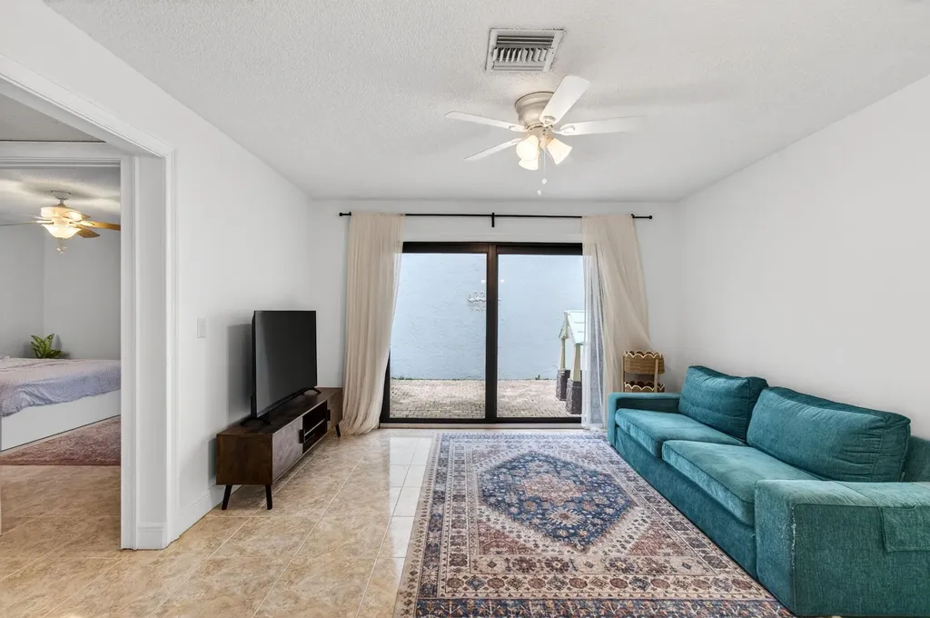 22380 Pineapple Walk Drive Boca Raton FL 33433