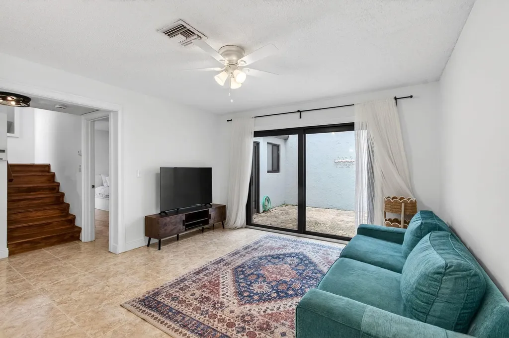 22380 Pineapple Walk Drive Boca Raton FL 33433