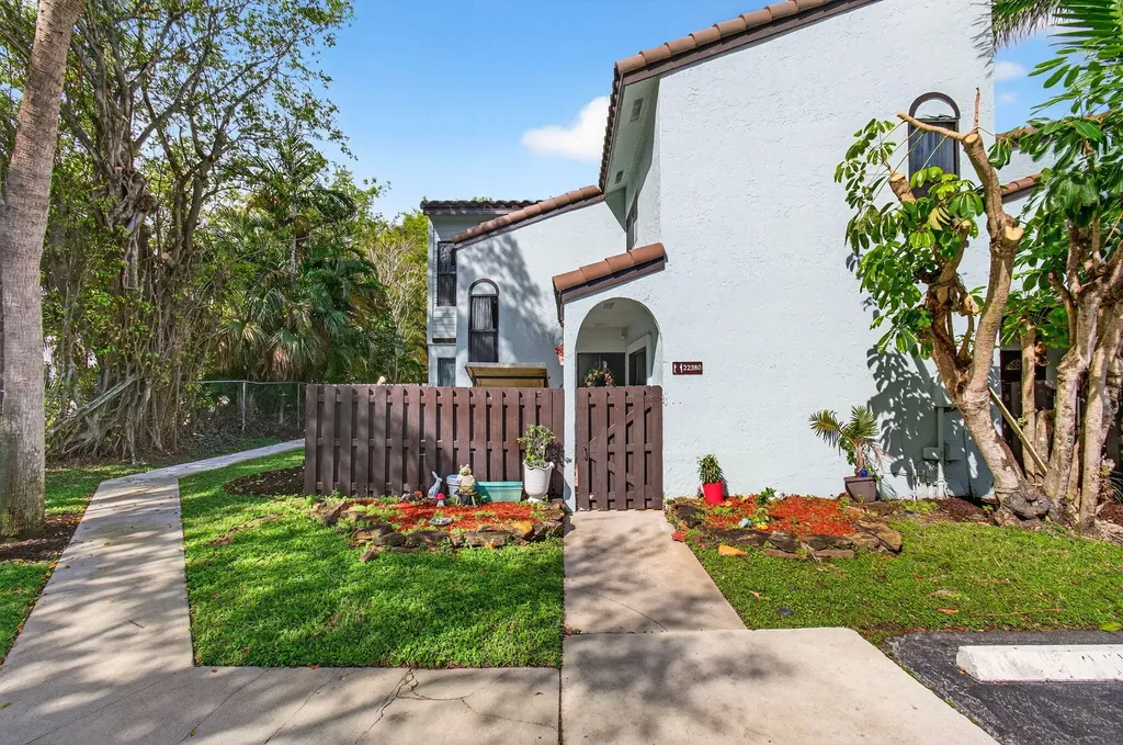 22380 Pineapple Walk Drive Boca Raton FL 33433