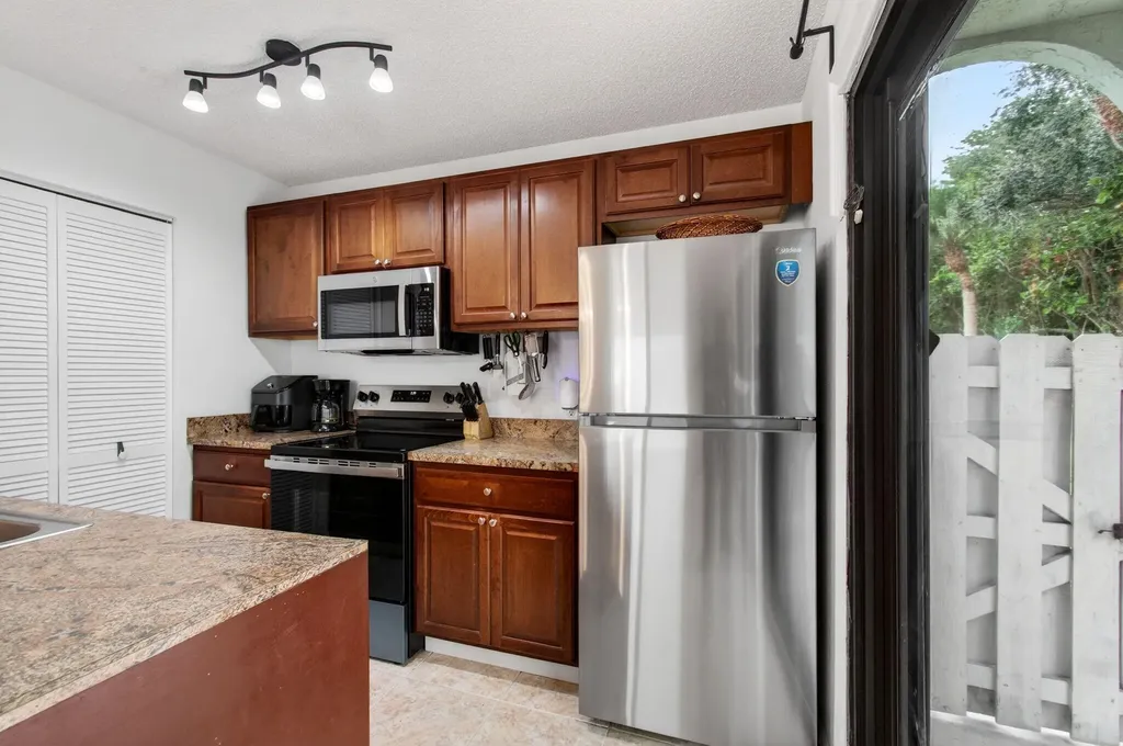 22380 Pineapple Walk Drive Boca Raton FL 33433