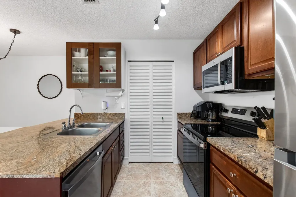 22380 Pineapple Walk Drive Boca Raton FL 33433