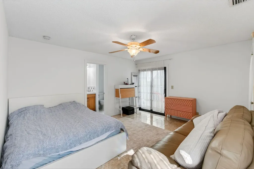 22380 Pineapple Walk Drive Boca Raton FL 33433