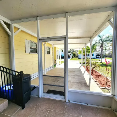 98 Camino Del Rio Port St Lucie FL 34952