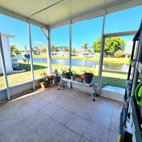 98 Camino Del Rio Port St Lucie FL 34952