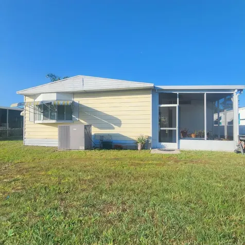 98 Camino Del Rio Port St Lucie FL 34952