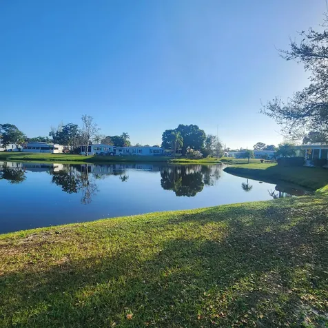 98 Camino Del Rio Port St Lucie FL 34952
