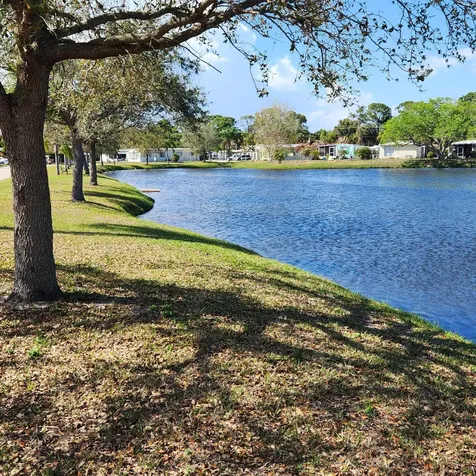 98 Camino Del Rio Port St Lucie FL 34952