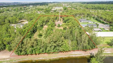 2376 Fawn Drive Loxahatchee FL 33470