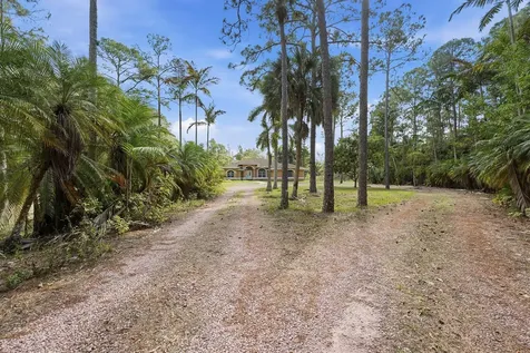 2376 Fawn Drive Loxahatchee FL 33470
