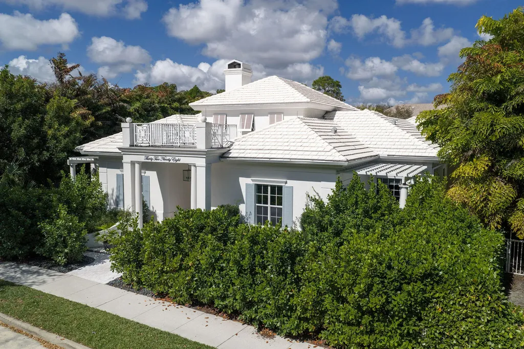 3298 Greenway Drive Jupiter FL 33458