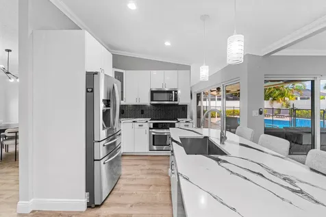 6992 W Calle Del Paz W Boca Raton FL 33433