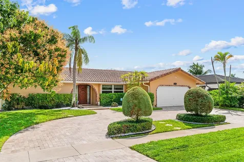 6992 W Calle Del Paz W Boca Raton FL 33433