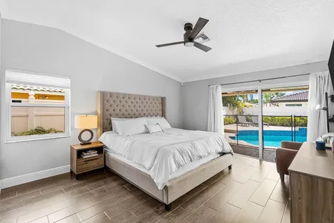 6992 W Calle Del Paz W Boca Raton FL 33433