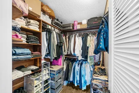 6992 W Calle Del Paz W Boca Raton FL 33433