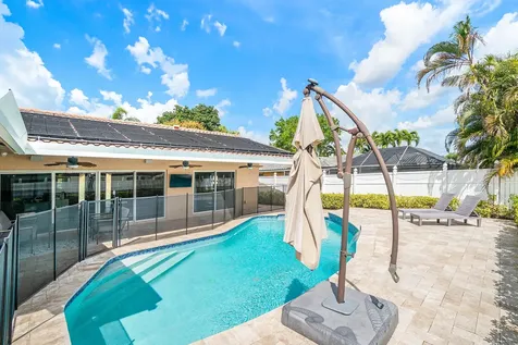 6992 W Calle Del Paz W Boca Raton FL 33433