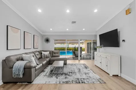 6992 W Calle Del Paz W Boca Raton FL 33433