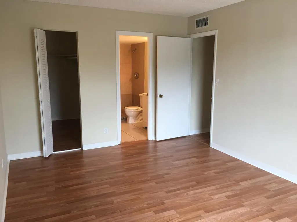 409 Executive Center Drive West Palm Beach FL 33401
