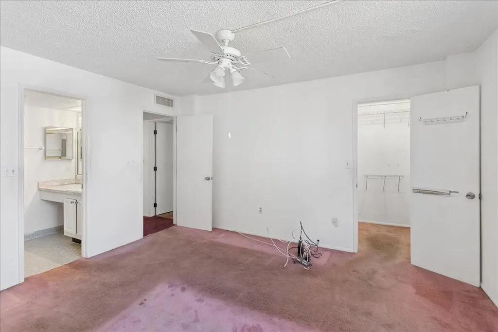 9491 Evergreen Place Davie FL 33324