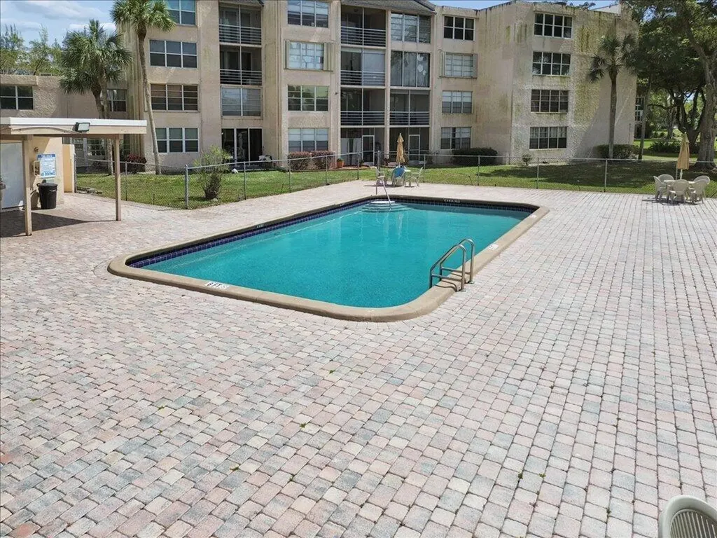 9491 Evergreen Place Davie FL 33324
