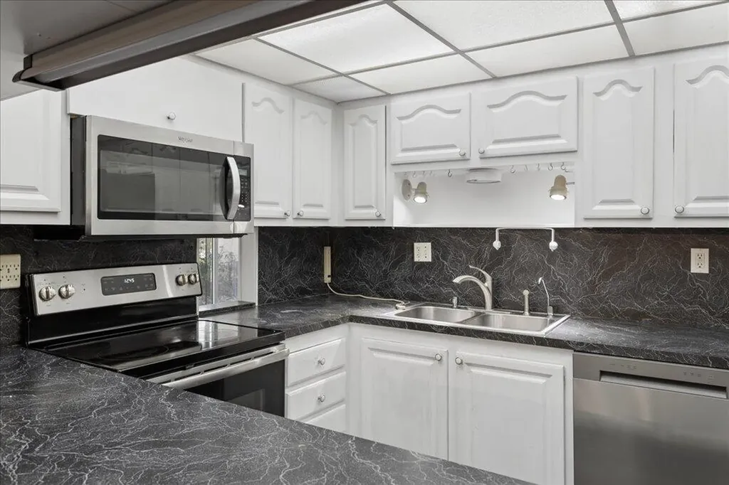 9491 Evergreen Place Davie FL 33324