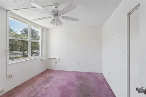 9491 Evergreen Place Davie FL 33324