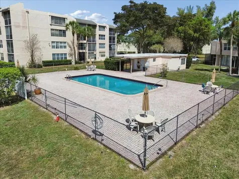 9491 Evergreen Place Davie FL 33324