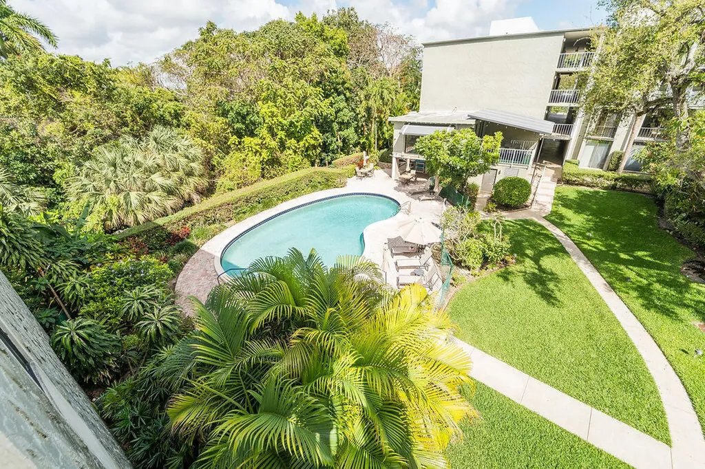 501 SW 11th Place Boca Raton FL 33432