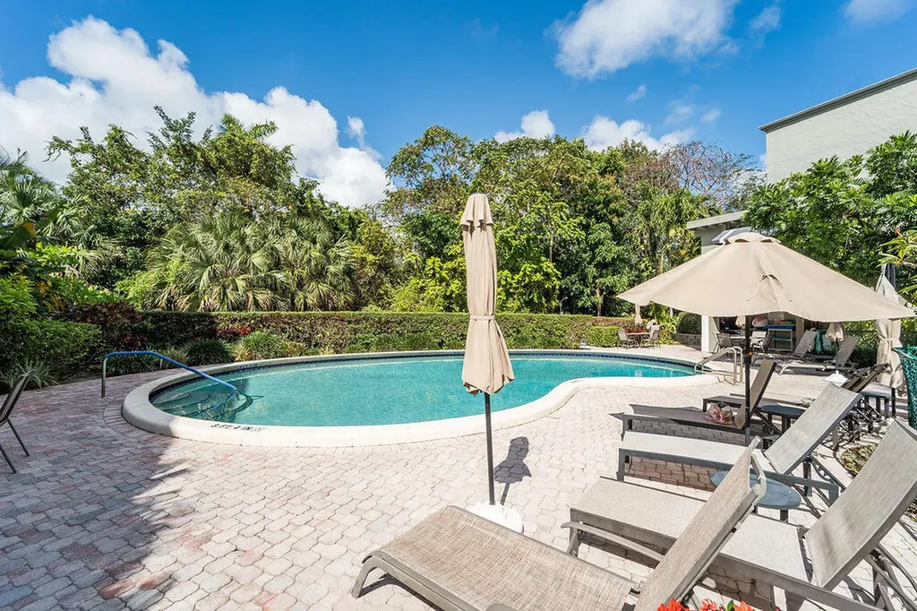 501 SW 11th Place Boca Raton FL 33432