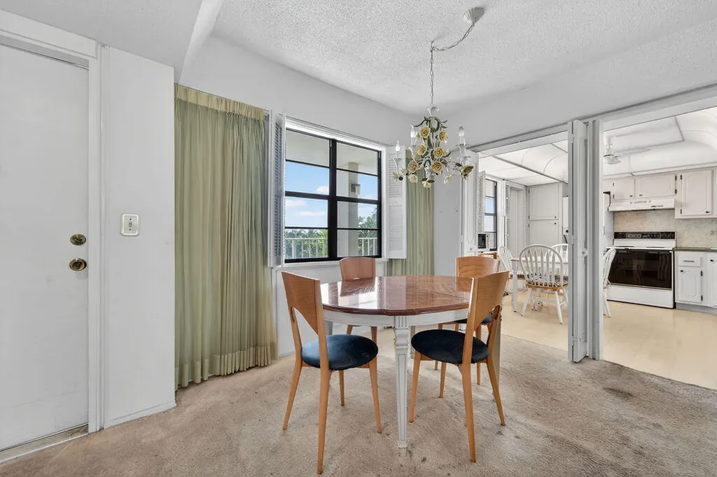501 SW 11th Place Boca Raton FL 33432